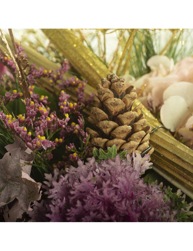 Détail choux et pomme de pin