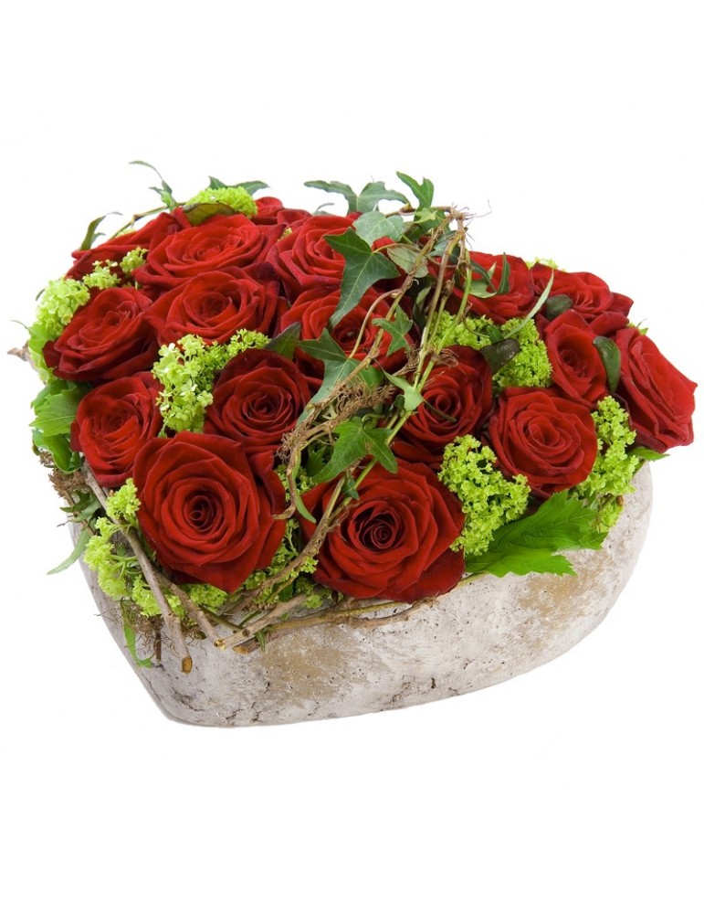 Roses rouges piquées coeur