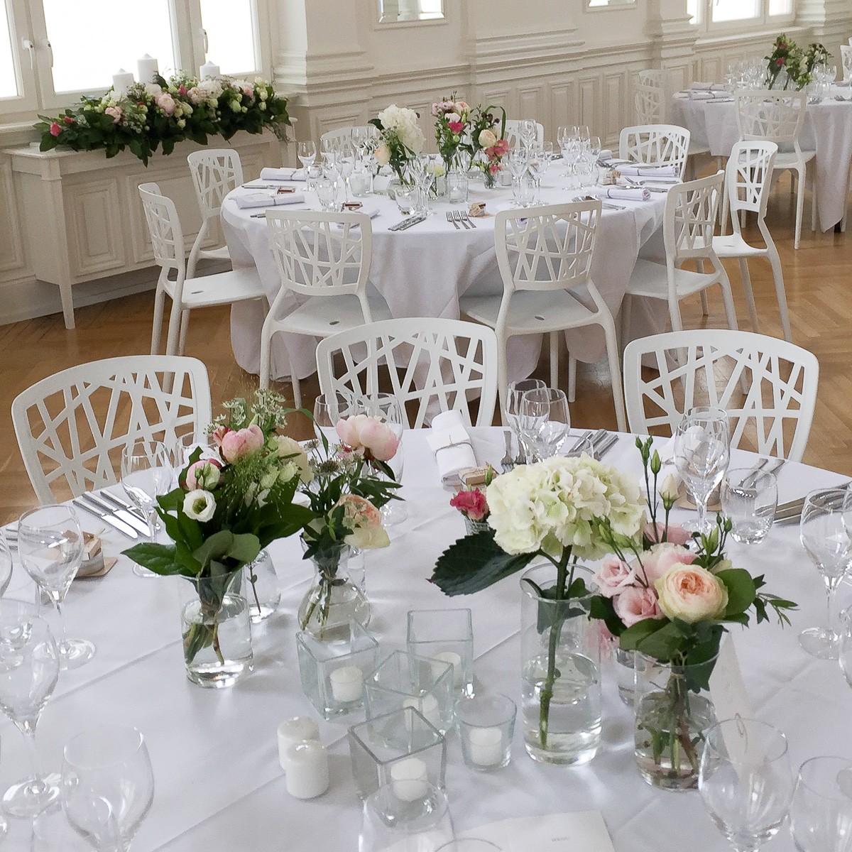 Mariage décoration de table fleurs couleurs pastels