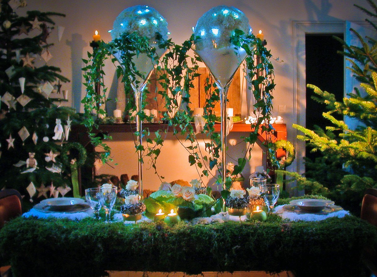 Exposition fleuriste à Strasbourg thème Noël table mousse de forêt